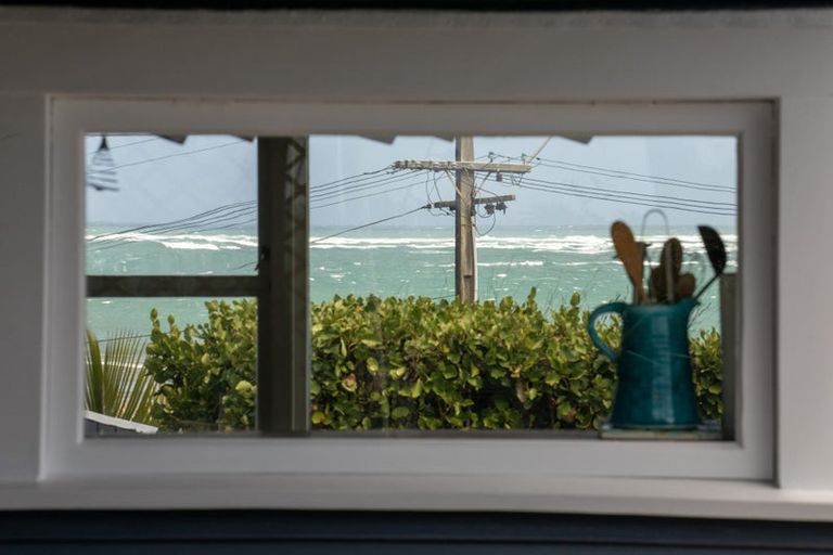 Photo of property in 113 Riria Kereopa Memorial Drive, Raglan, 3297