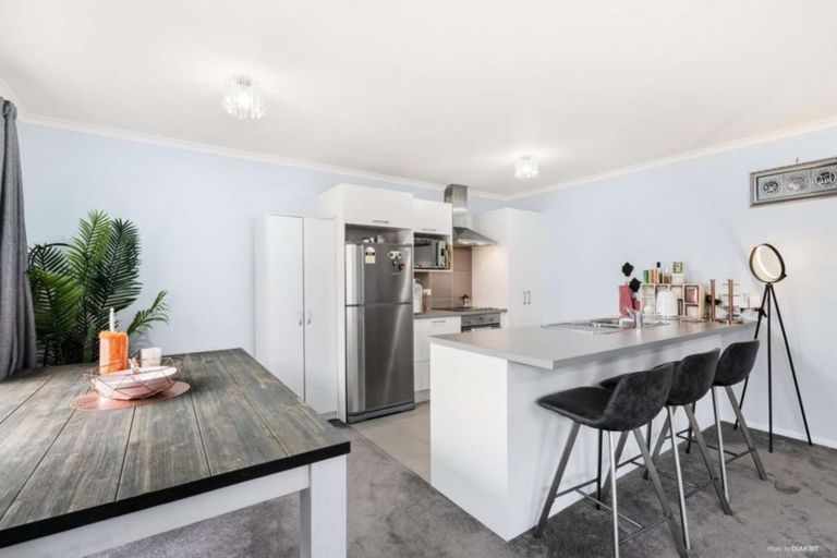 Photo of property in 5 Waitaua Street, Papakura, 2110