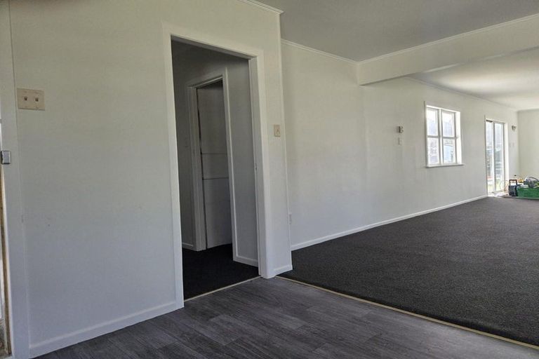 Photo of property in 24 Fairview Road, Western Heights, Rotorua, 3015