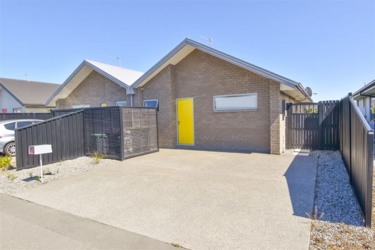 Photo of property in 17 Buckhurst Avenue, Wigram, Christchurch, 8042