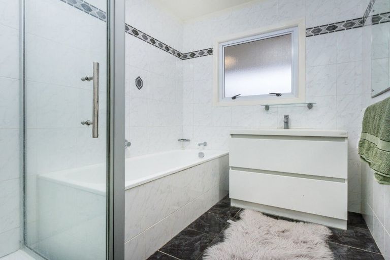 Photo of property in 103 Sunrise Avenue, Murrays Bay, Auckland, 0630