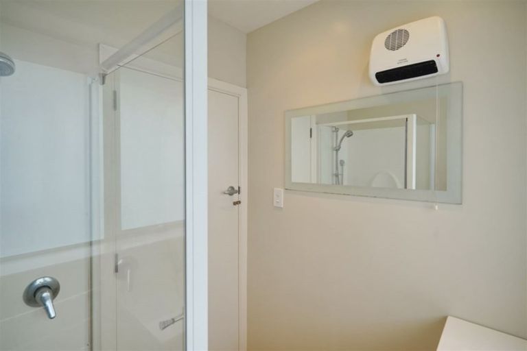 Photo of property in 14 Sevenoaks Drive, Bryndwr, Christchurch, 8053