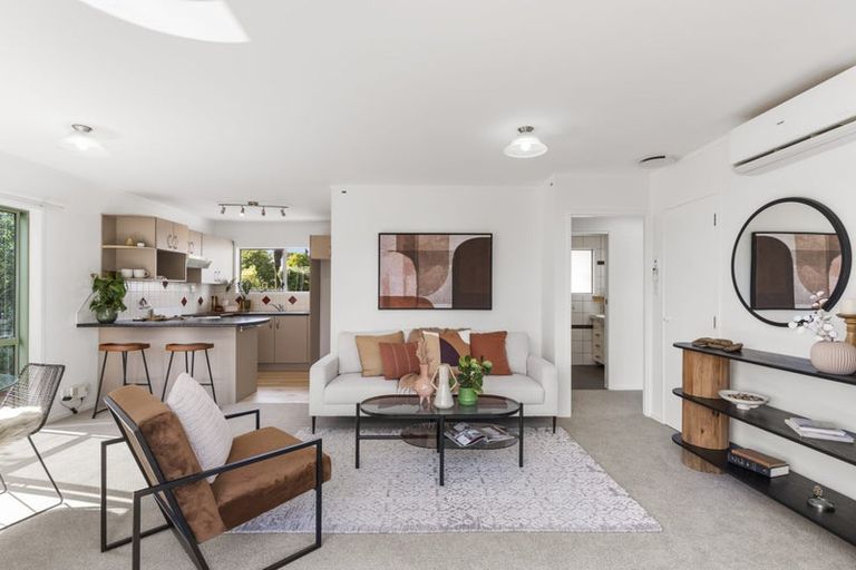 Photo of property in 1/8 Drome View Place, Beach Haven, Auckland, 0626