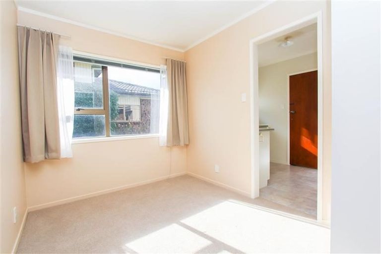 Photo of property in 39 Chedworth Avenue, Chedworth, Hamilton, 3210