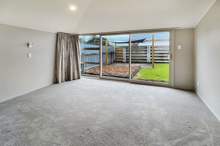 Photo of property in 63 Highbury Avenue, Highbury, Palmerston North, 4412