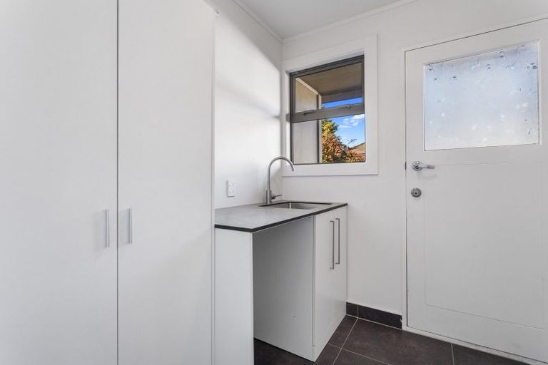 Photo of property in 19 Jenkins Avenue, Redwood, Christchurch, 8051