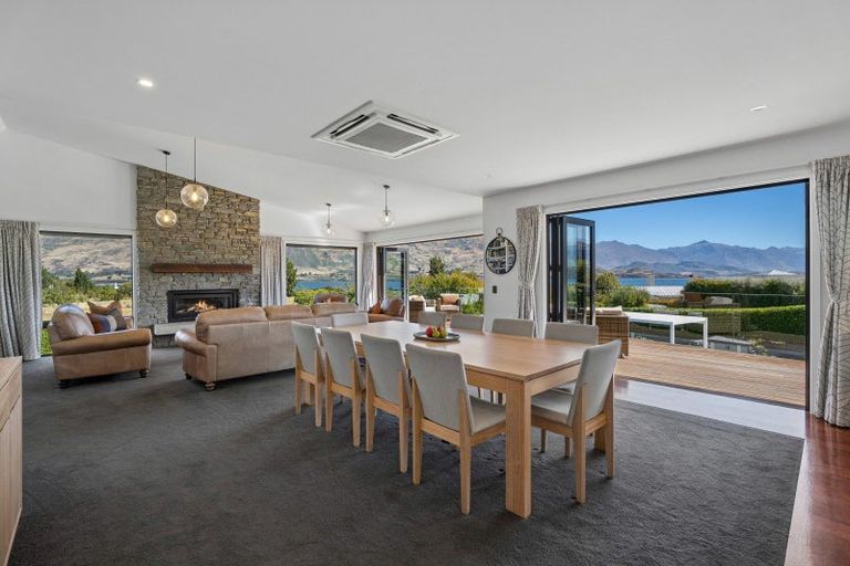 Photo of property in 314 Beacon Point Road, Wanaka, 9305