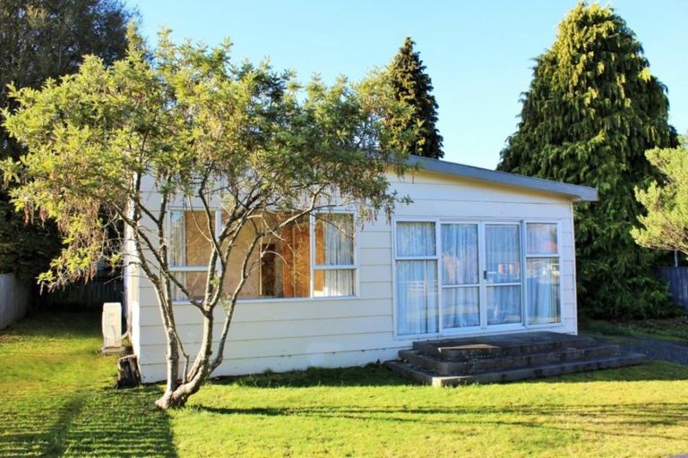 Photo of property in 51 Quintin Drive, Te Anau, 9600