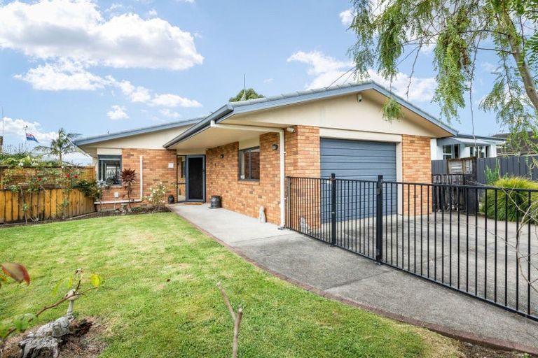 Photo of property in 7a Gledstane Road, Katikati, 3129