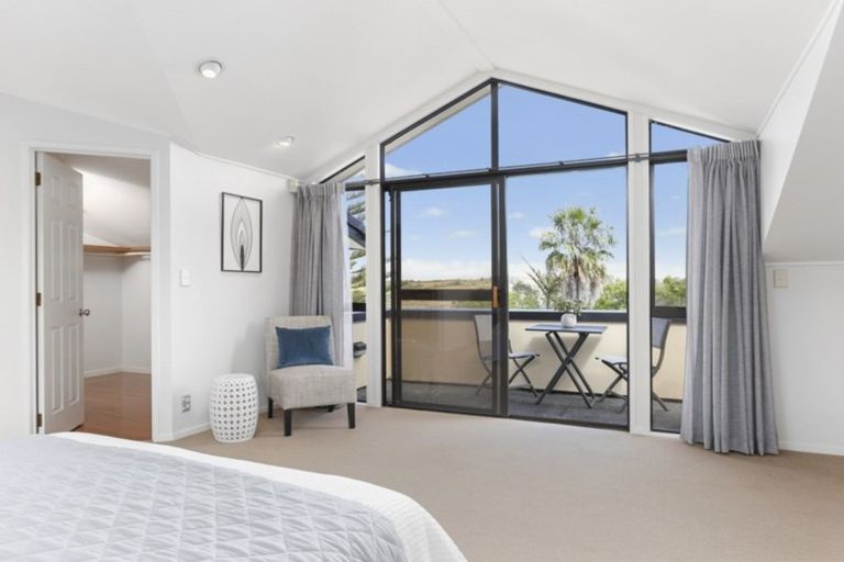 Photo of property in 30 Potts Road, Whitford, Howick, 2571