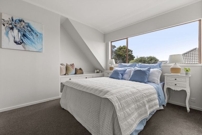 Photo of property in 175 Bleakhouse Road, Mellons Bay, Auckland, 2014