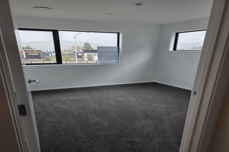 Photo of property in 3 Joseph Bolton Crescent, Wallaceville, Upper Hutt, 5018