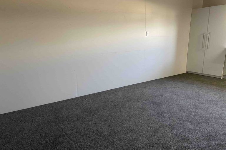 Photo of property in 1 Raglan Street, Ahuriri, Napier, 4110