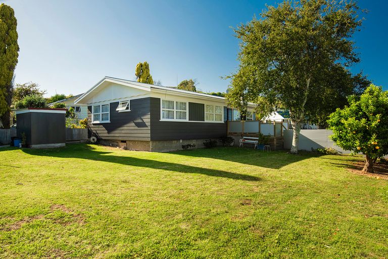 Photo of property in 4 Einstein Street, Outer Kaiti, Gisborne, 4010