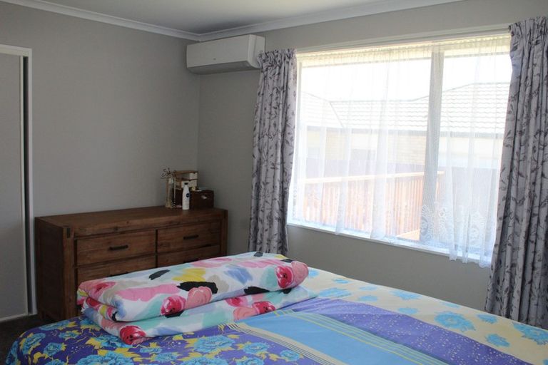 Photo of property in 14 Northridge Terrace, Massey, Auckland, 0614