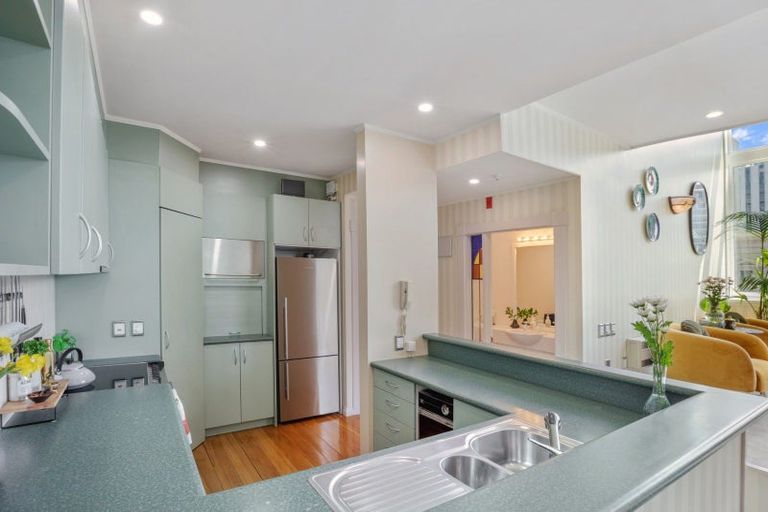 Photo of property in Whitmore Apartments, 1a/7 Stout Street, Wellington Central, Wellington, 6011