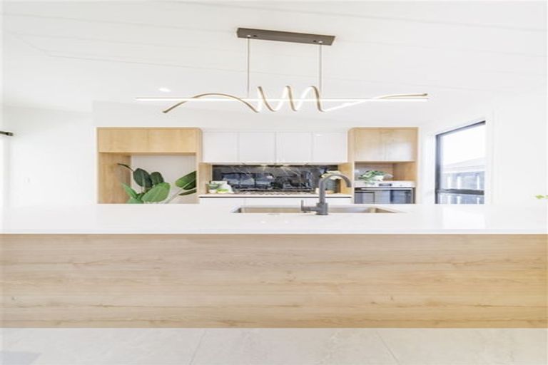 Photo of property in 11 Pourewa Street, Te Kauwhata, 3710