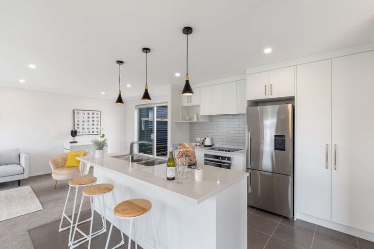 Photo of property in 67 Ridge View Crescent, Pukekohe, 2120