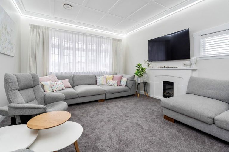 Photo of property in 16 Zealandia Street, Kensington, Whangarei, 0112