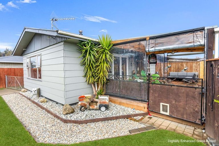 Photo of property in 30 Victor Street, Dannevirke, 4930