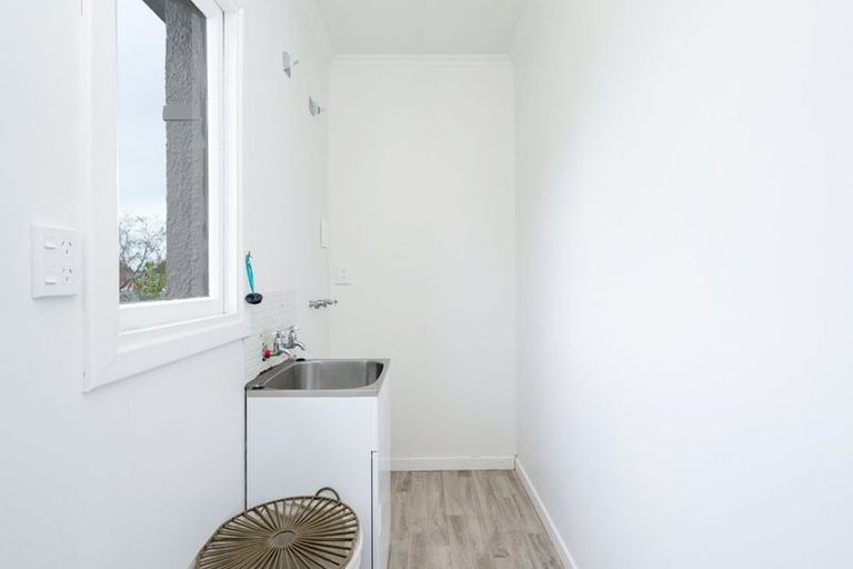 Photo of property in 51 Newcastle Street, Windsor, Invercargill, 9810