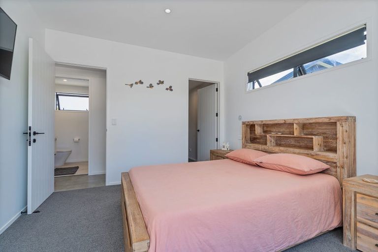 Photo of property in 31 Longreach Drive, Cooks Beach, Whitianga, 3591