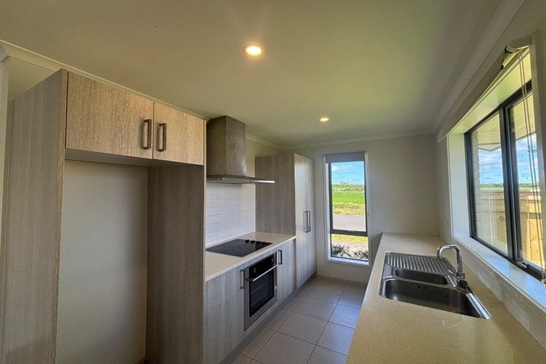 Photo of property in 4 Maxwell Road, Pukekohe, 2120