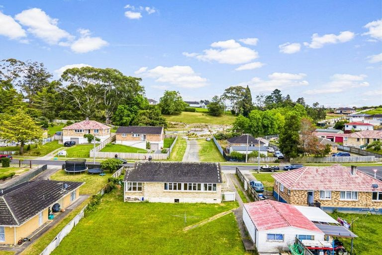 Photo of property in 19 Te Wheoro Street, Meremere, Mercer, 2474