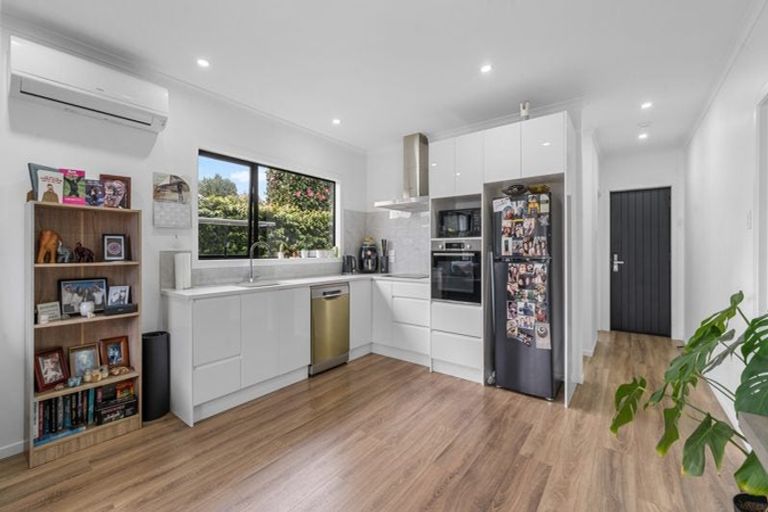 Photo of property in 4/5 Camden Place, Pukete, Hamilton, 3200