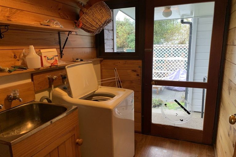 Photo of property in 50 Mckenzie Street, Geraldine, 7930