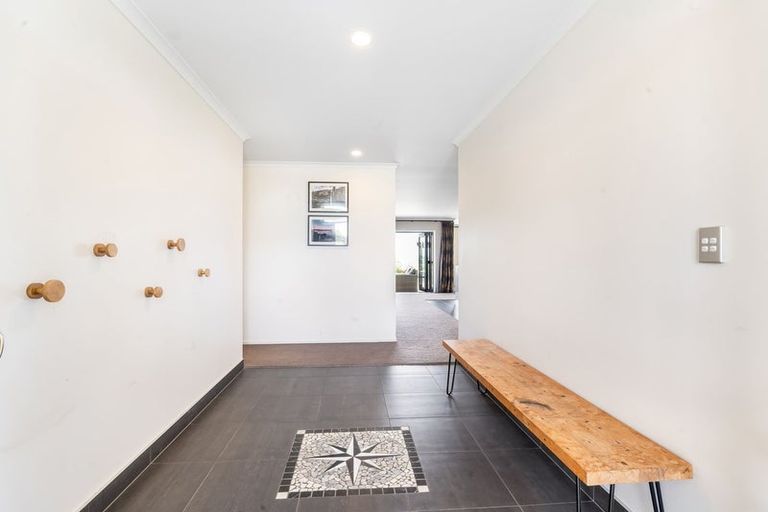 Photo of property in 48 Travers Road, Te Kauwhata, 3782