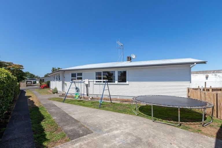 Photo of property in 11 Katherine Place, Melville, Hamilton, 3206