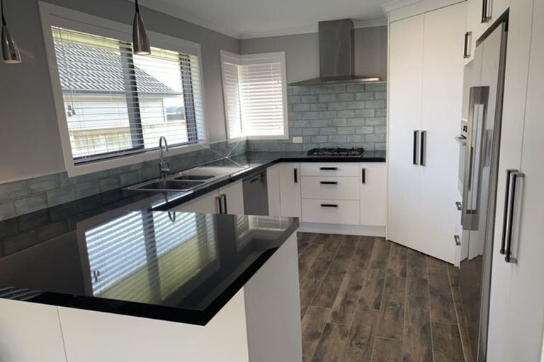 Photo of property in 10 Puna Rise, Wharewaka, Taupo, 3330