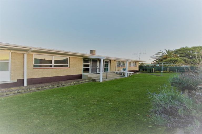 Photo of property in 19 King Street, Hikurangi, 0114