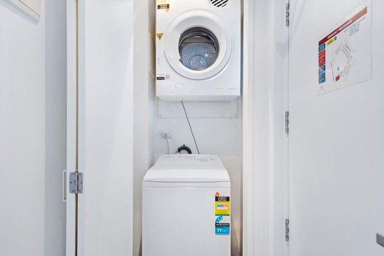 Photo of property in 18e/71 Spencer Road, Oteha, Auckland, 0632