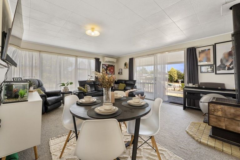 Photo of property in 11a Tobin Place, Richmond Heights, Taupo, 3330