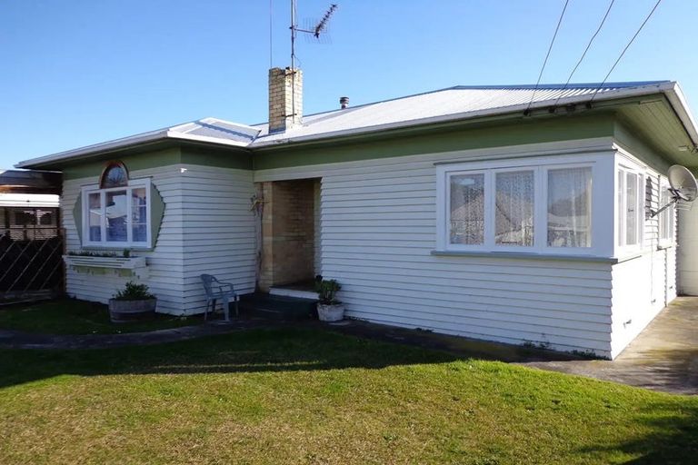 Photo of property in 2 Empire Street, Frankton, Hamilton, 3204