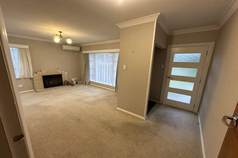 Photo of property in 32 Maymorn Road, Te Marua, Upper Hutt, 5018