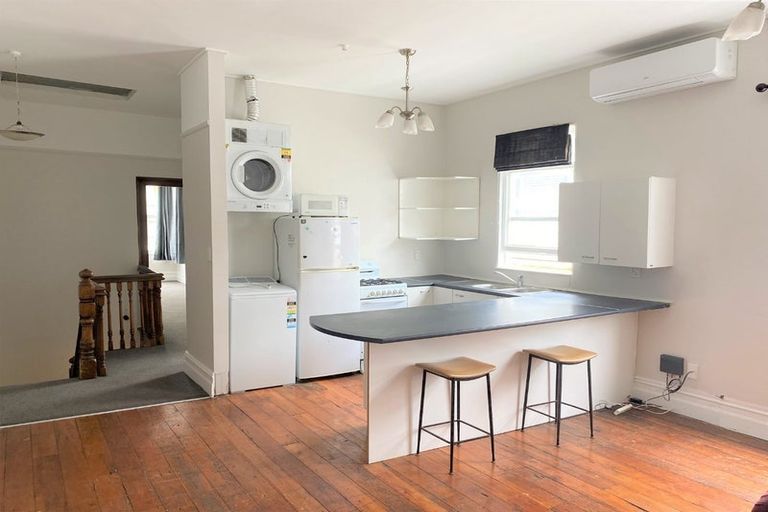 Photo of property in 138 Brougham Street, Mount Victoria, Wellington, 6011