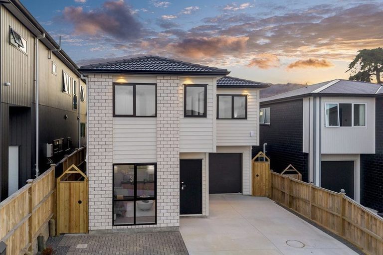 Photo of property in 3 Ripa Street, Flat Bush, Auckland, 2019