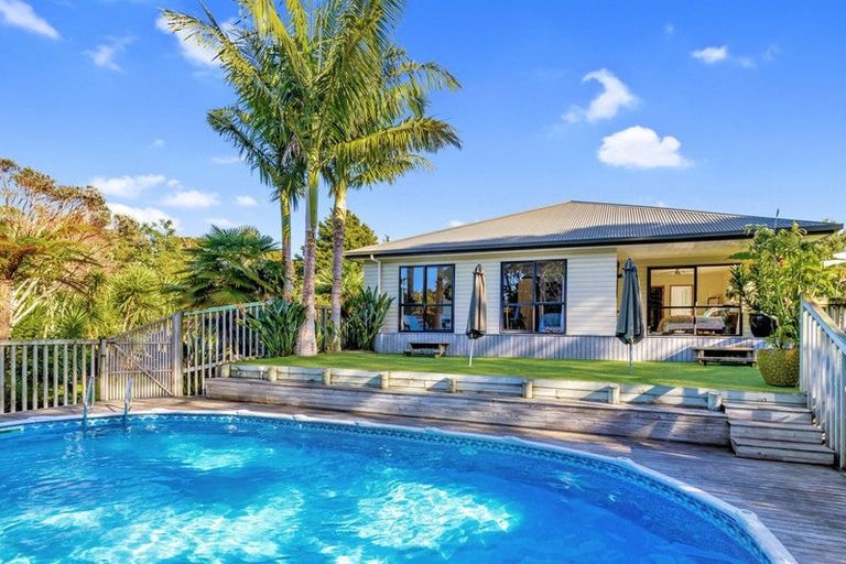 Photo of property in 13a Edkins Road, Kerikeri, 0230