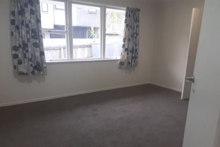 Photo of property in 13 Lewis Road, Pakuranga, Auckland, 2010