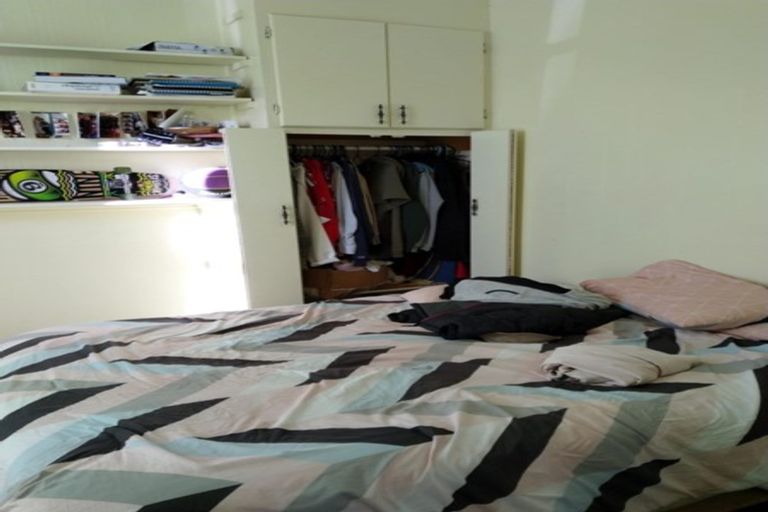 Photo of property in 5 Howe Street, North Dunedin, Dunedin, 9016