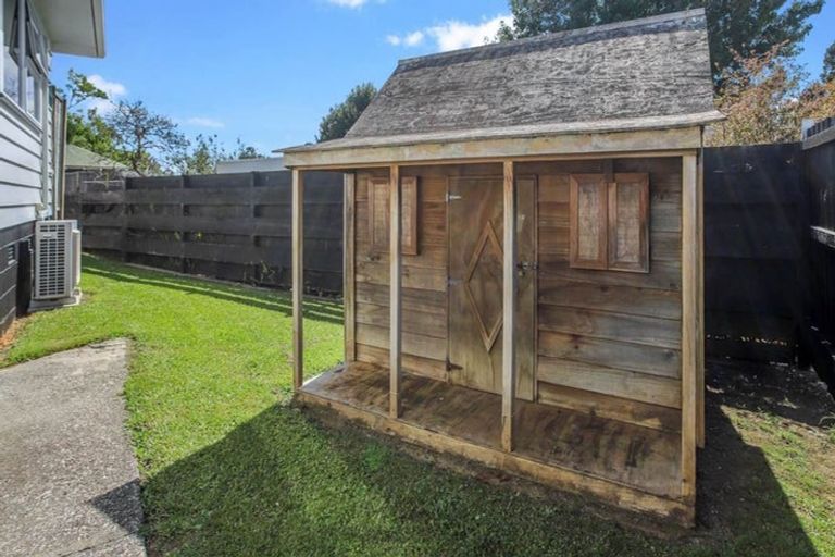 Photo of property in 7 Lawrence Crescent, Hillpark, Auckland, 2102