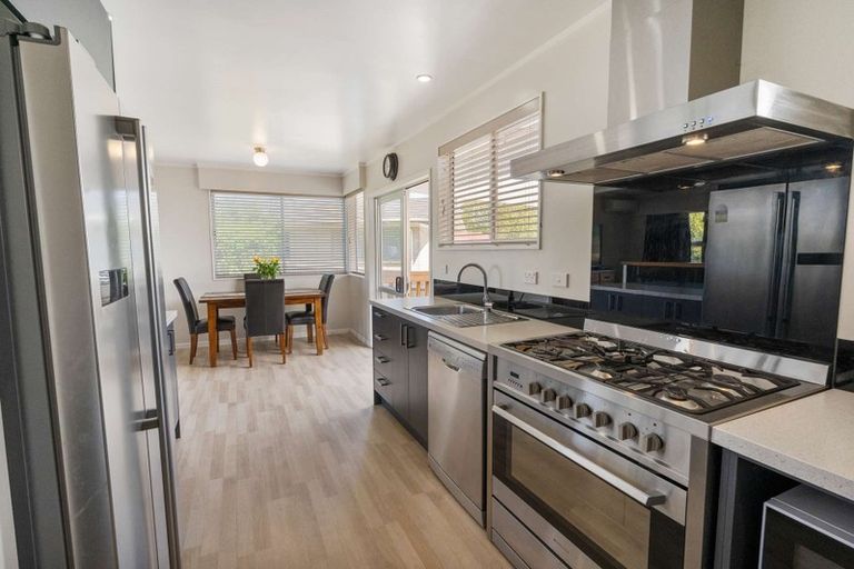 Photo of property in 18 Joanne Crescent, Pukehangi, Rotorua, 3015