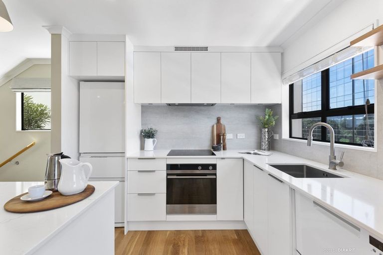 Photo of property in 83c Hill Street, Thorndon, Wellington, 6011