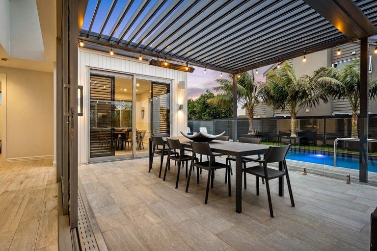 Photo of property in 114 Mangatawhiri Road, Omaha, Warkworth, 0986