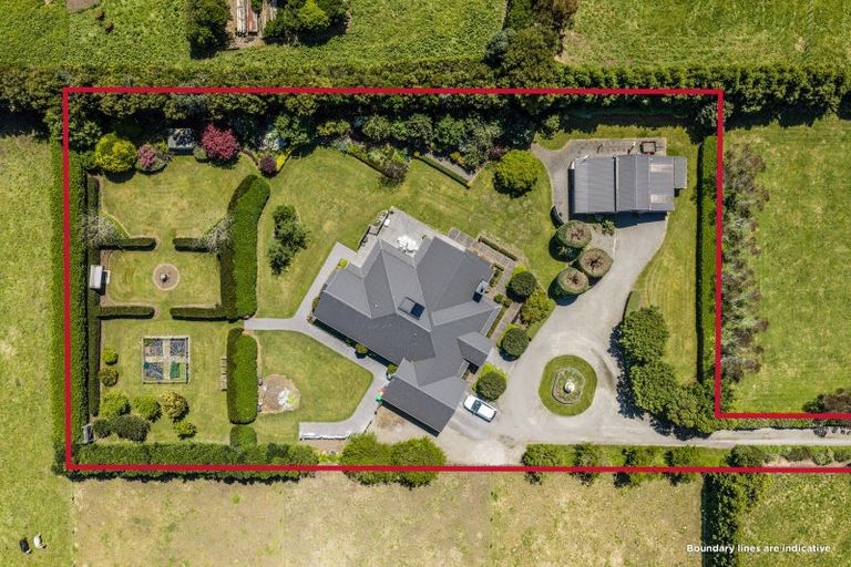 Photo of property in 112 Princess Street, Waitara, 4383