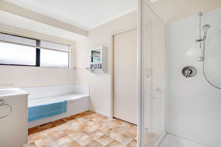 Photo of property in 50 Highfields Drive, Katikati, 3129