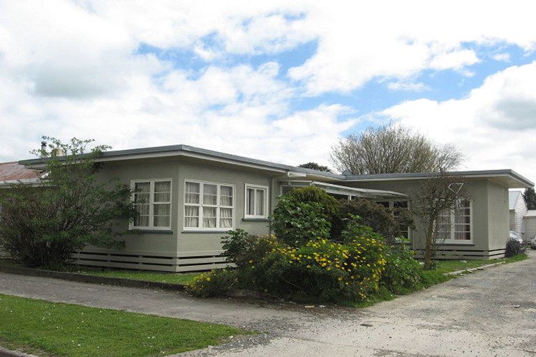 Photo of property in 21 Joseph Street, West End, Palmerston North, 4412